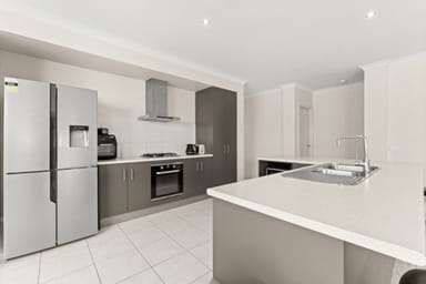 Property 192 Sandhurst Boulevard, Sandhurst VIC 3977 IMAGE 0