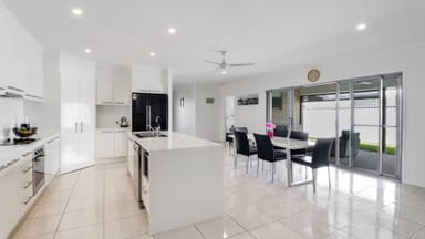 Property 25 Ameen Cct, Mudjimba QLD 4564 IMAGE 0
