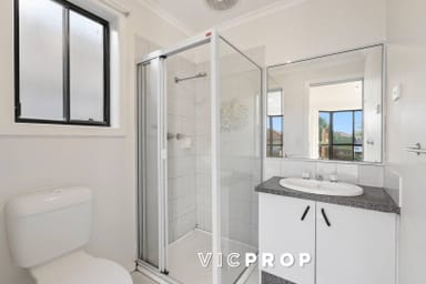 Property 6 Pollock Court, Delahey VIC 3037 IMAGE 0