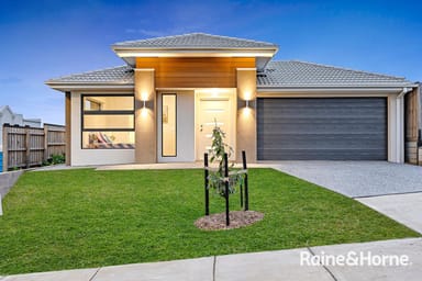 Property 83 Apsley Parkway, NAR NAR GOON NORTH VIC 3812 IMAGE 0