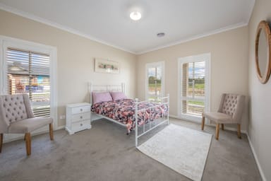 Property 13 Silver Smith Drive, Kyneton VIC 3444 IMAGE 0