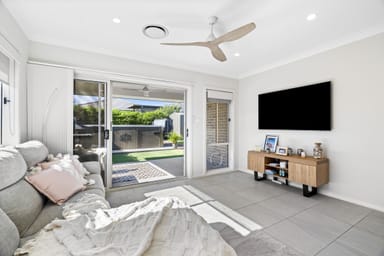 Property 76 Loretto Way, HAMLYN TERRACE NSW 2259 IMAGE 0