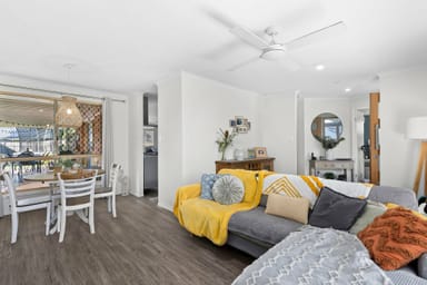 Property 7 Kentia Ct, Kawungan QLD 4655 IMAGE 0