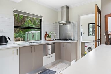 Property 4 Holmes Street, Stratford QLD 4870 IMAGE 0