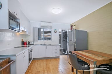 Property Unit 3, 15 View St, Woody Point QLD 4019 IMAGE 0