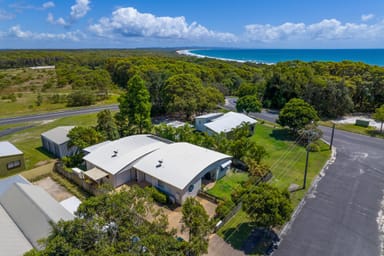 Property 4 ILMENITE AVENUE, RAINBOW BEACH QLD 4581 IMAGE 0