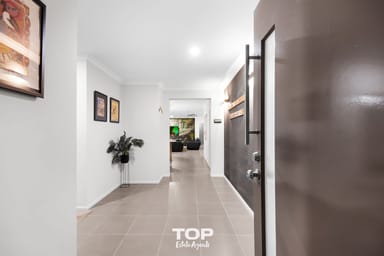 Property 39 Yammerbook Way, CRANBOURNE EAST VIC 3977 IMAGE 0
