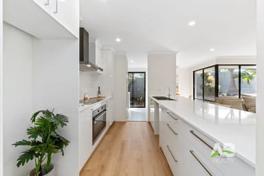 Property 41 Yallambee Crescent, WANNEROO WA 6065 IMAGE 0