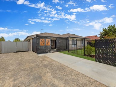 Property 11 Wodalla Mews, POINT VERNON QLD 4655 IMAGE 0