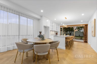 Property 10 Earl Street, Greenslopes QLD 4120 IMAGE 0