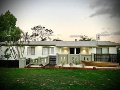 Property 72 Truro Street, Torquay QLD 4655 IMAGE 0