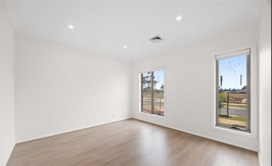 Property 15 Kallara Road, BROOKFIELD VIC 3338 IMAGE 0