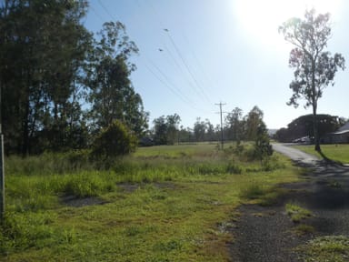 Property 32 Main Street, Coalstoun Lakes  IMAGE 0