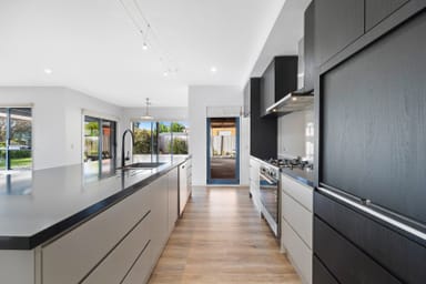 Property 6 Parkmore Place, Invermay Park VIC 3350 IMAGE 0