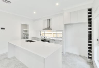 Property BELLBOWRIE QLD 4070 IMAGE 0