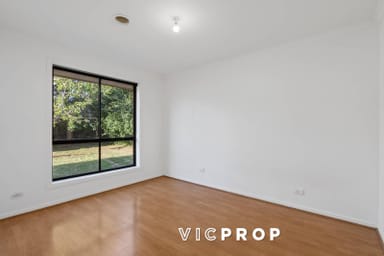 Property 6 Pollock Court, Delahey VIC 3037 IMAGE 0