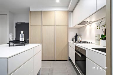 Property 3302/8 Pearl River Road, Docklands VIC 3008 IMAGE 0