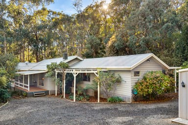 Property 8 Halpern Road, Woodend VIC 3442 IMAGE 0