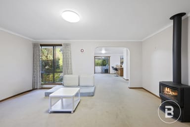 Property 6 Soyuz Court, Mount Clear VIC 3350 IMAGE 0