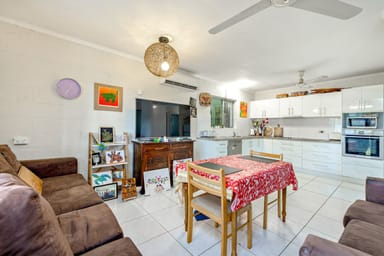 Property 288 Buchan Street, WESTCOURT QLD 4870 IMAGE 0