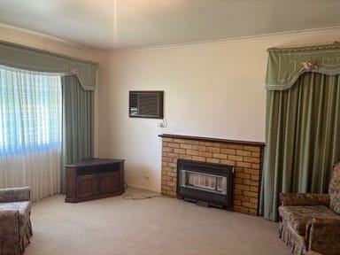 Property 10 WATSON STREET, WARRACKNABEAL VIC 3393 IMAGE 0