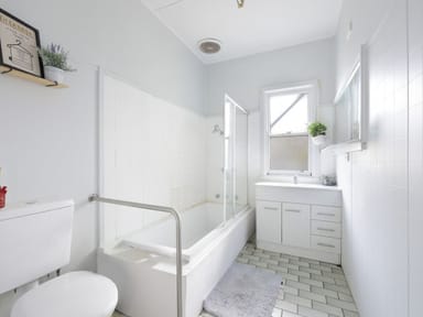 Property 28 Hunter Street, Heywood VIC 3304 IMAGE 0