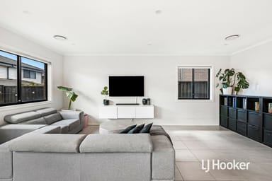 Property 19 Milnes Parade, Marsden Park NSW 2765 IMAGE 0