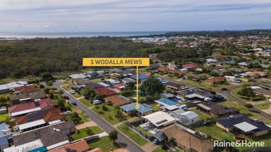 Property 5 Wodalla Mews, POINT VERNON QLD 4655 IMAGE 0