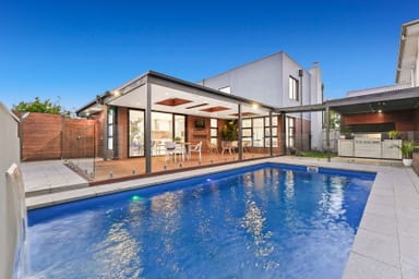 Property 15 Dresden Drive, Waterways VIC 3195 IMAGE 0