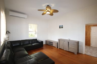 Property 70 Stuart Russell Street, MUNDUBBERA QLD 4626 IMAGE 0