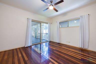 Property 8 Jasmine Place, BEENLEIGH QLD 4207 IMAGE 0