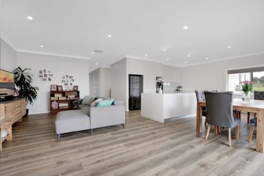 Property 23 Burley Road, HORSLEY PARK NSW 2175 IMAGE 0