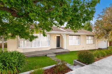 Property 33 Ferndale Parade, Highton VIC 3216 IMAGE 0