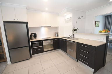 Property 47, 68 Pulgul Street, Urangan VIC 4655 IMAGE 0