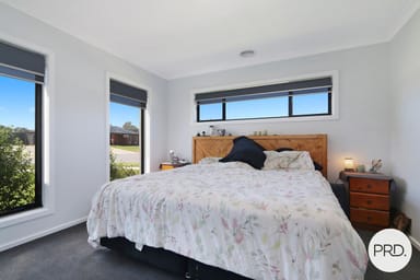 Property 13 Pearce Street, TANGAMBALANGA VIC 3691 IMAGE 0