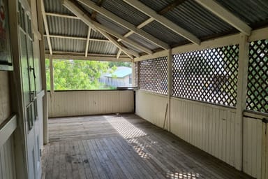 Property 72 Queen Street, Gayndah QLD 4625 IMAGE 0