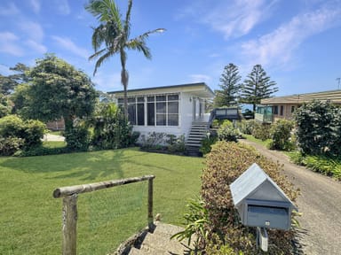 Property 247 Beach Road, Denhams Beach NSW 2536 IMAGE 0