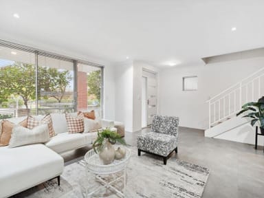 Property 10 Congenial Loop, Atwell WA 6164 IMAGE 0