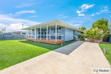 Property 62 Gibsons Road, BURNETT HEADS QLD 4670 IMAGE 0