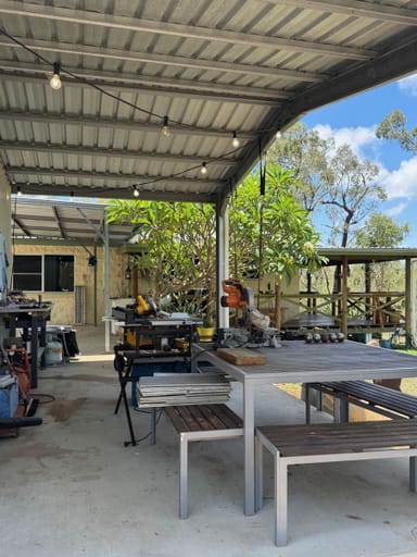 Property 36 CARLISLE CRESCENT, BLOOMSBURY QLD 4799 IMAGE 0