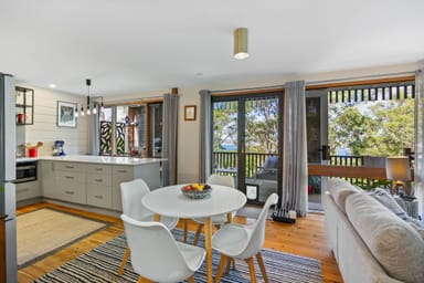 Property 32 Coal Point Road, Coal Point NSW 2283 IMAGE 0