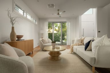 Property 58 Waterline Crescent, Bulimba  IMAGE 0