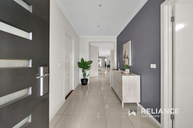 Property 21 Banbury Street, Williams Landing VIC 3027 IMAGE 0