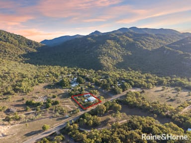 Property 136-138 Gifford Street, HORSESHOE BAY QLD 4819 IMAGE 0