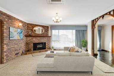 Property 15 Gilmour Court, HARLAXTON QLD 4350 IMAGE 0