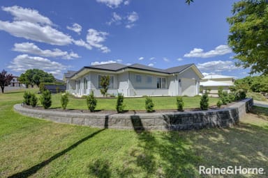 Property 6 Overlanders Way, TAMWORTH NSW 2340 IMAGE 0