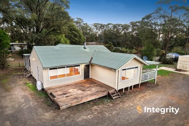 Property 1 Fern Street, Kinglake VIC 3763 IMAGE 0
