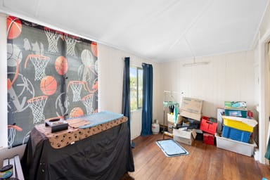 Property 26 Mylne Street, WEST GLADSTONE QLD 4680 IMAGE 0