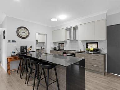 Property 7 Amy Court, Kawungan QLD 4655 IMAGE 0