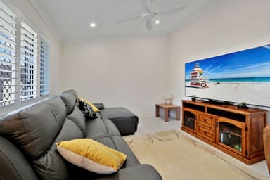 Property Unit 1, 9 Robert St, Bundaberg South QLD 4670 IMAGE 0